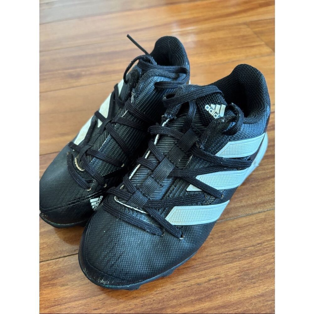 adidas youth kids Black and White Soccer football Cleats size 13k